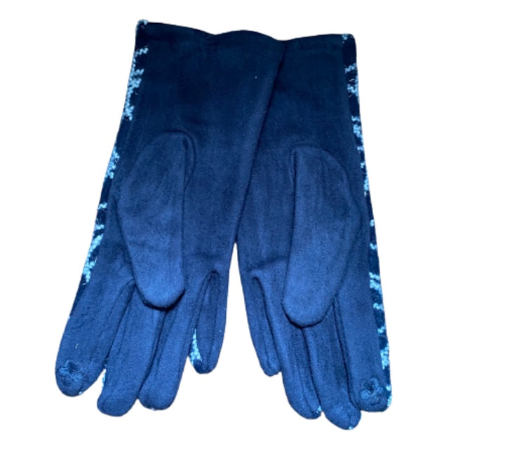 “IT” Gloves Swirl